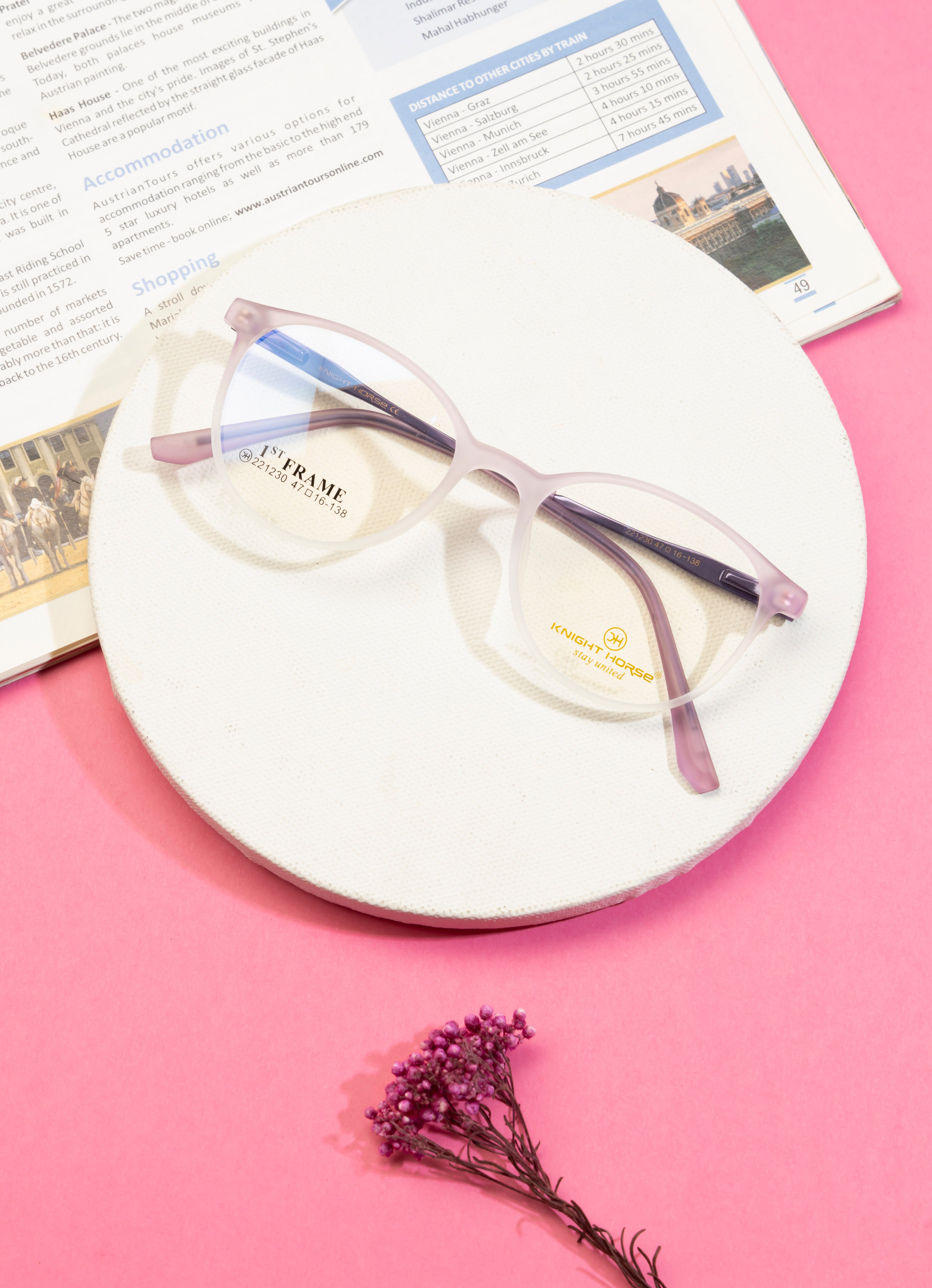 Fashionable Round Eyeglasses | With Spring | Women