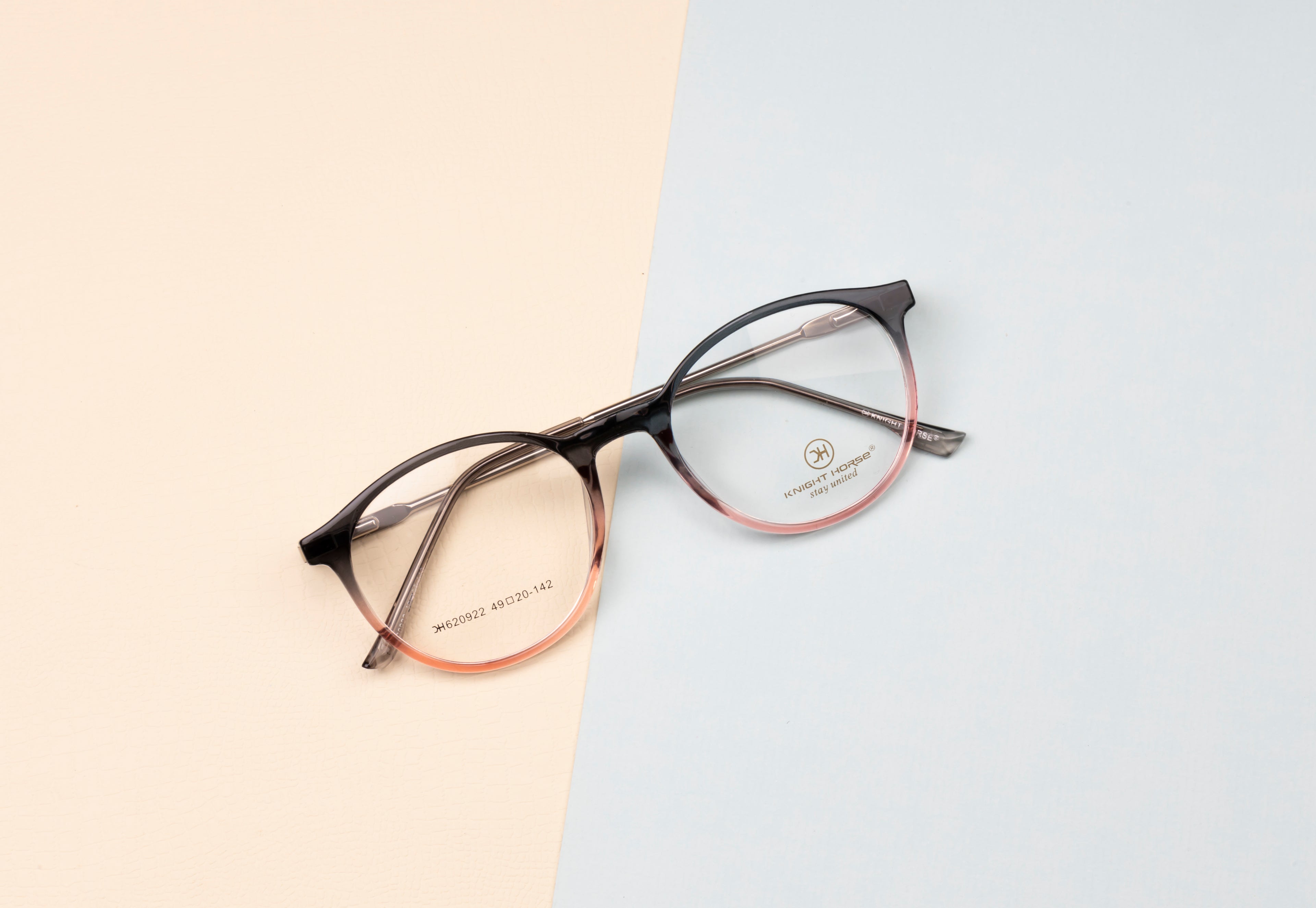 Black & Pink Round Tr Frame With Silver Metal Accent