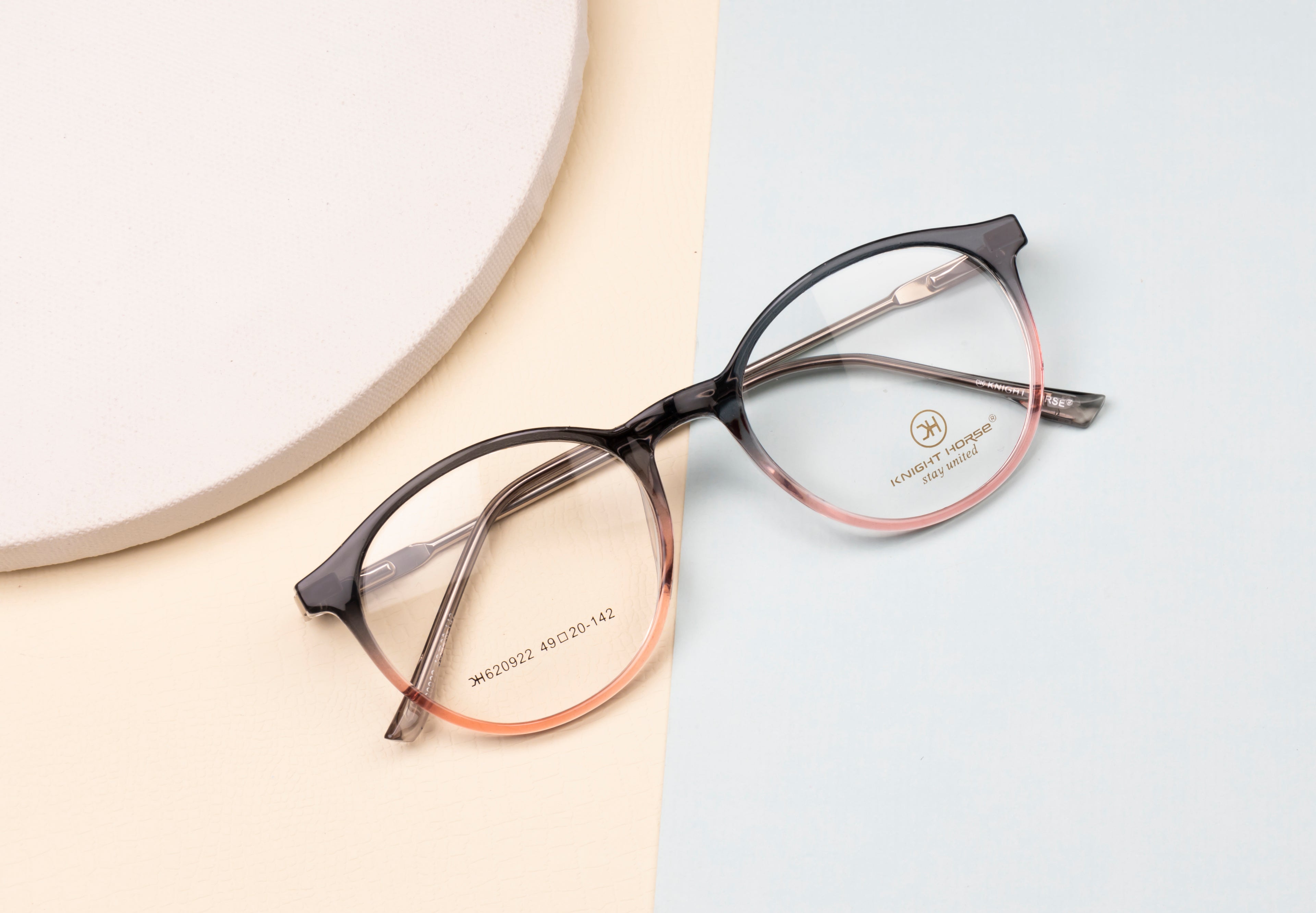 Black & Pink Round Tr Frame With Silver Metal Accent