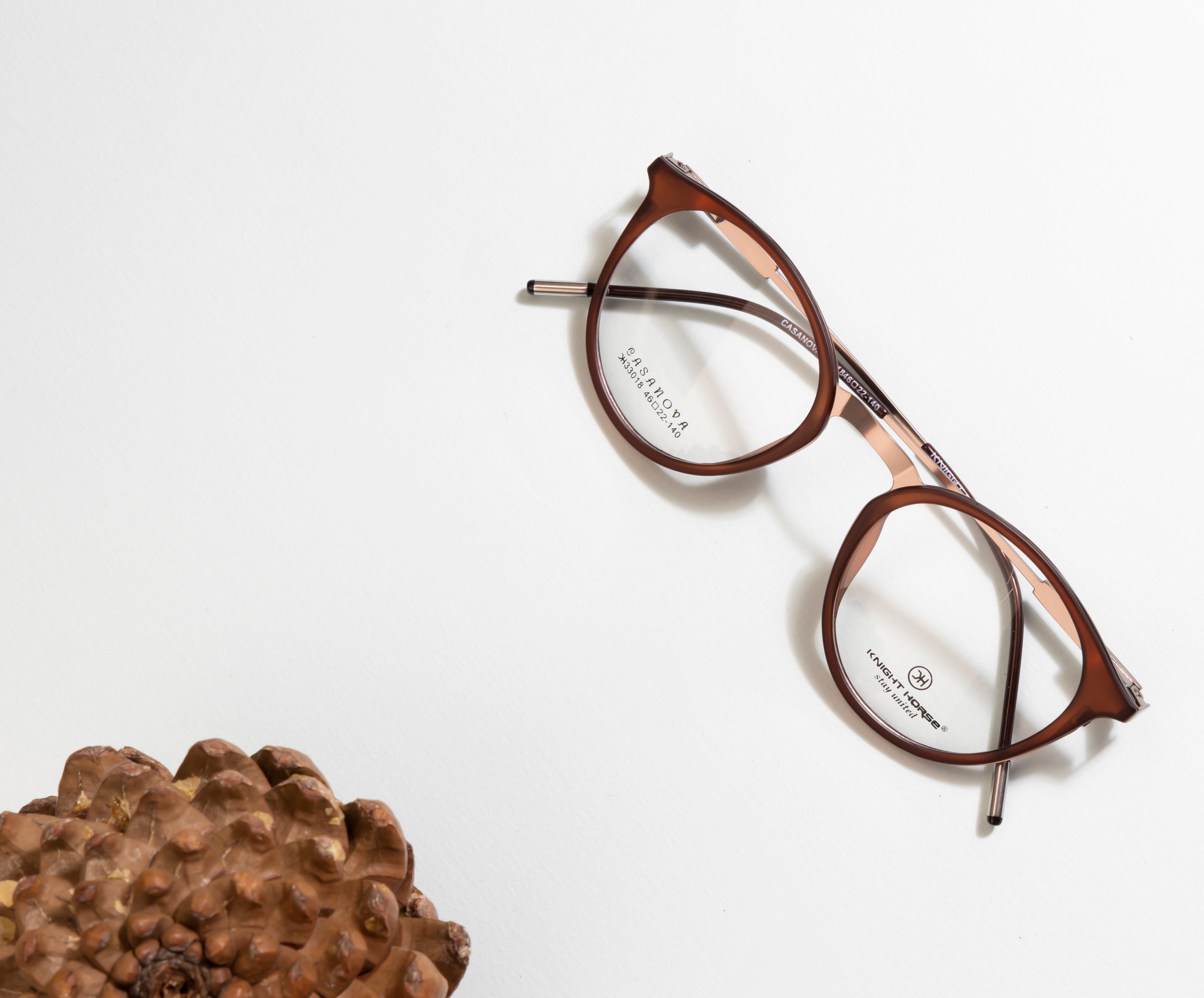 Round Brown Tr Metal Frame With Spring - Timeless Elegance Eyewear