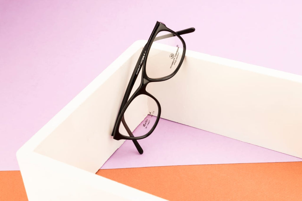 Square Essence Tr Elegance With Spring Eyewear Frame